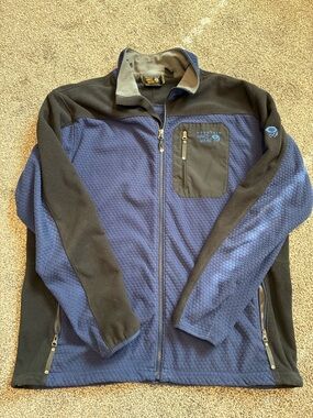Mountain Hardwear Men’s Navy Blue and Black Full-Zip Hexagonal Fleece Jacket